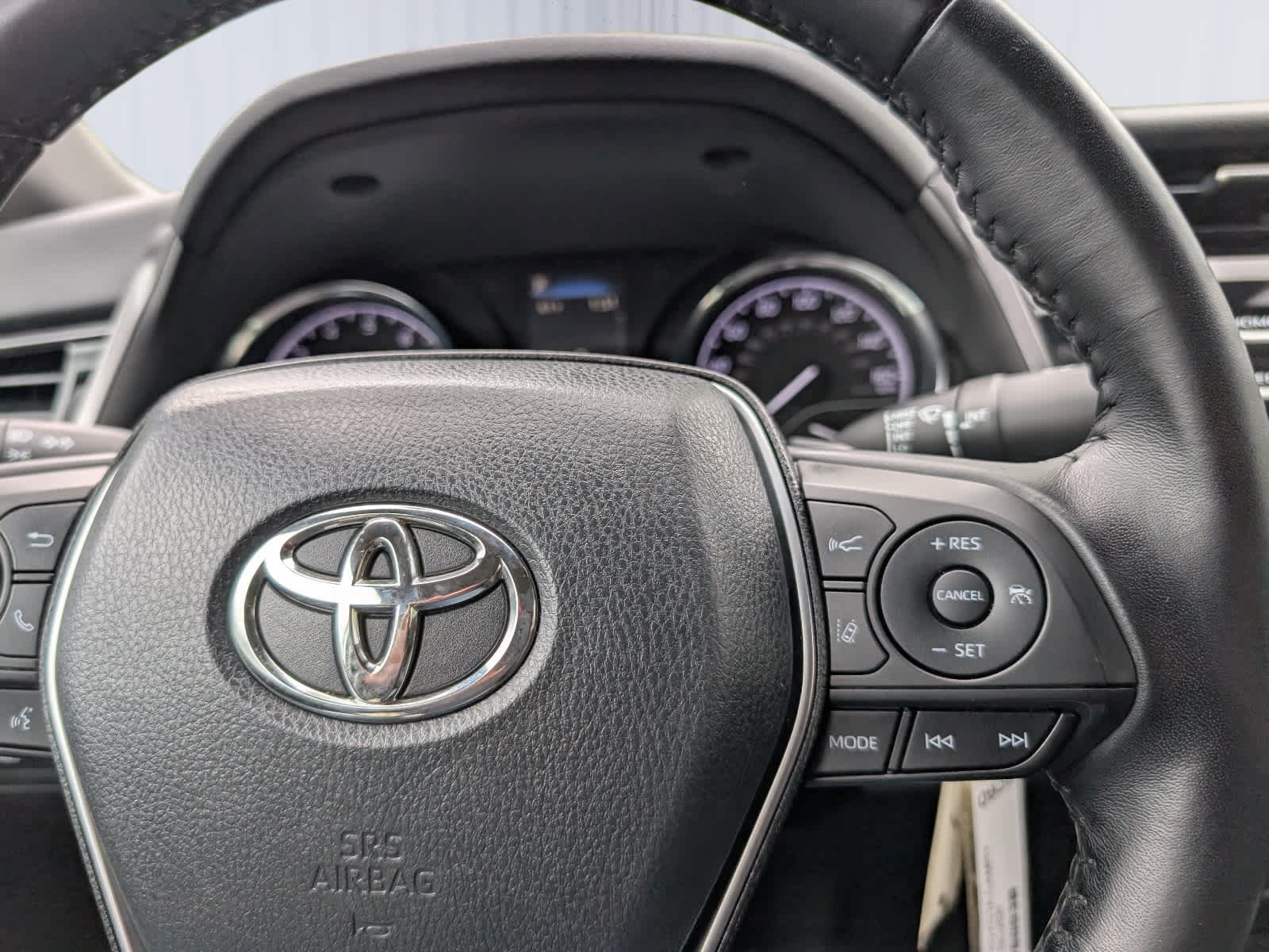 Used 2019 Toyota Camry SE w/ Carpet Mat Package FWD image 21