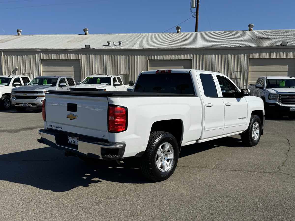 Used 2018 Chevrolet Silverado 1500 LT w/ All Star Edition image 9