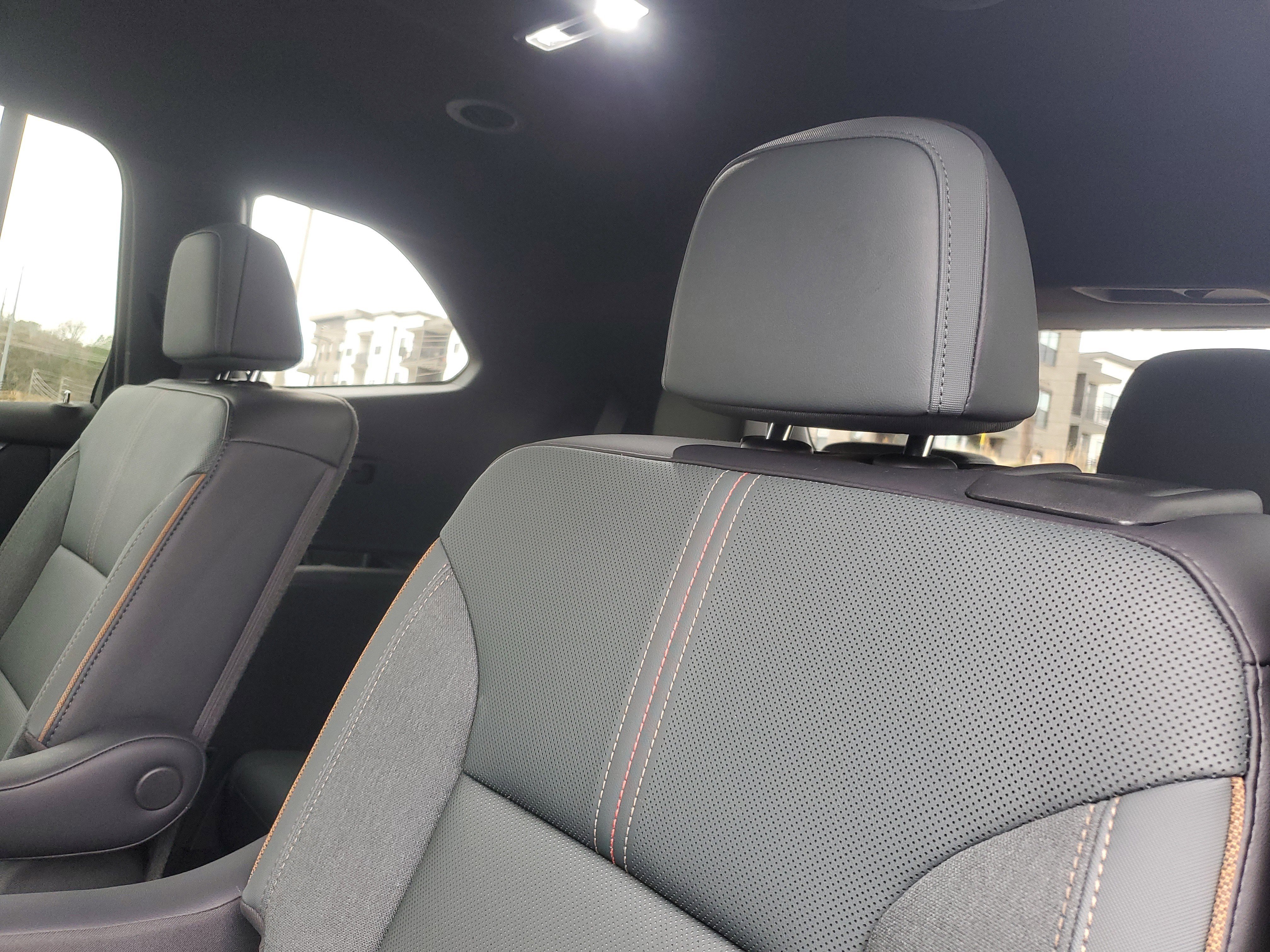 Used 2024 GMC Acadia AT4 image 10