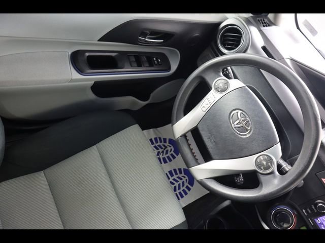 Used 2012 Toyota Prius C Three image 18