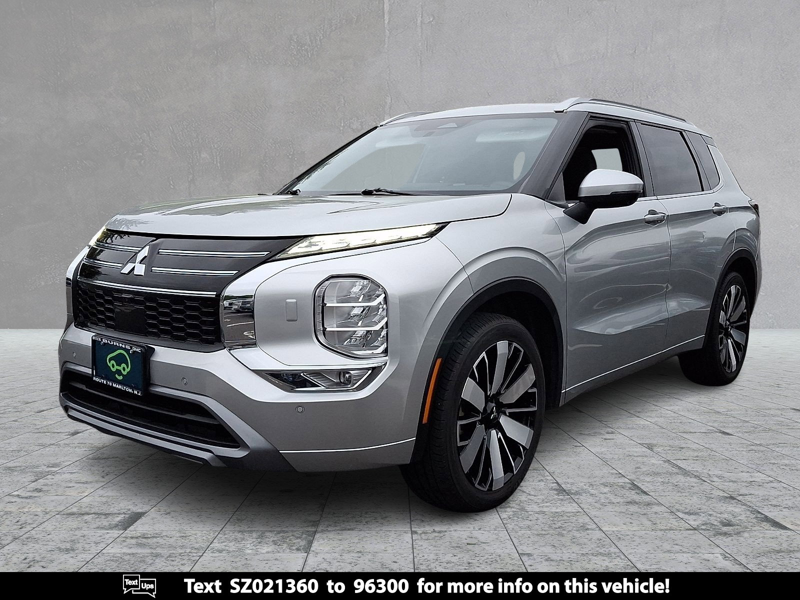 Used 2025 Mitsubishi Outlander SEL AWD/4WD image 1
