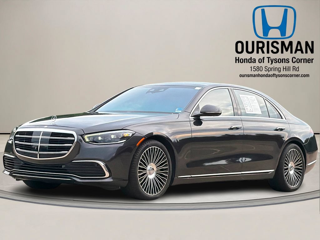 Used 2022 Mercedes-Benz S 580 4MATIC Sedan w/ Rear Seat Package image 4
