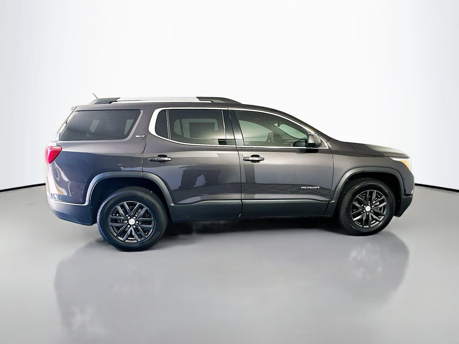 Used 2019 GMC Acadia SLT FWD image 8