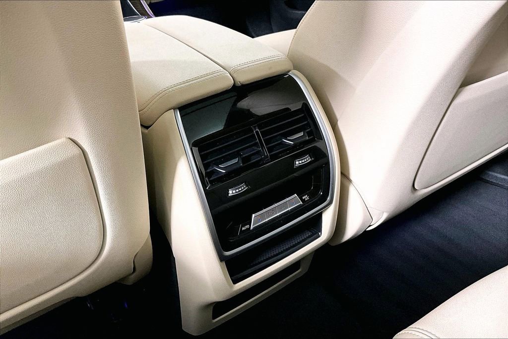 Used 2021 BMW X5 sDrive40i w/ Premium Package 2 image 35