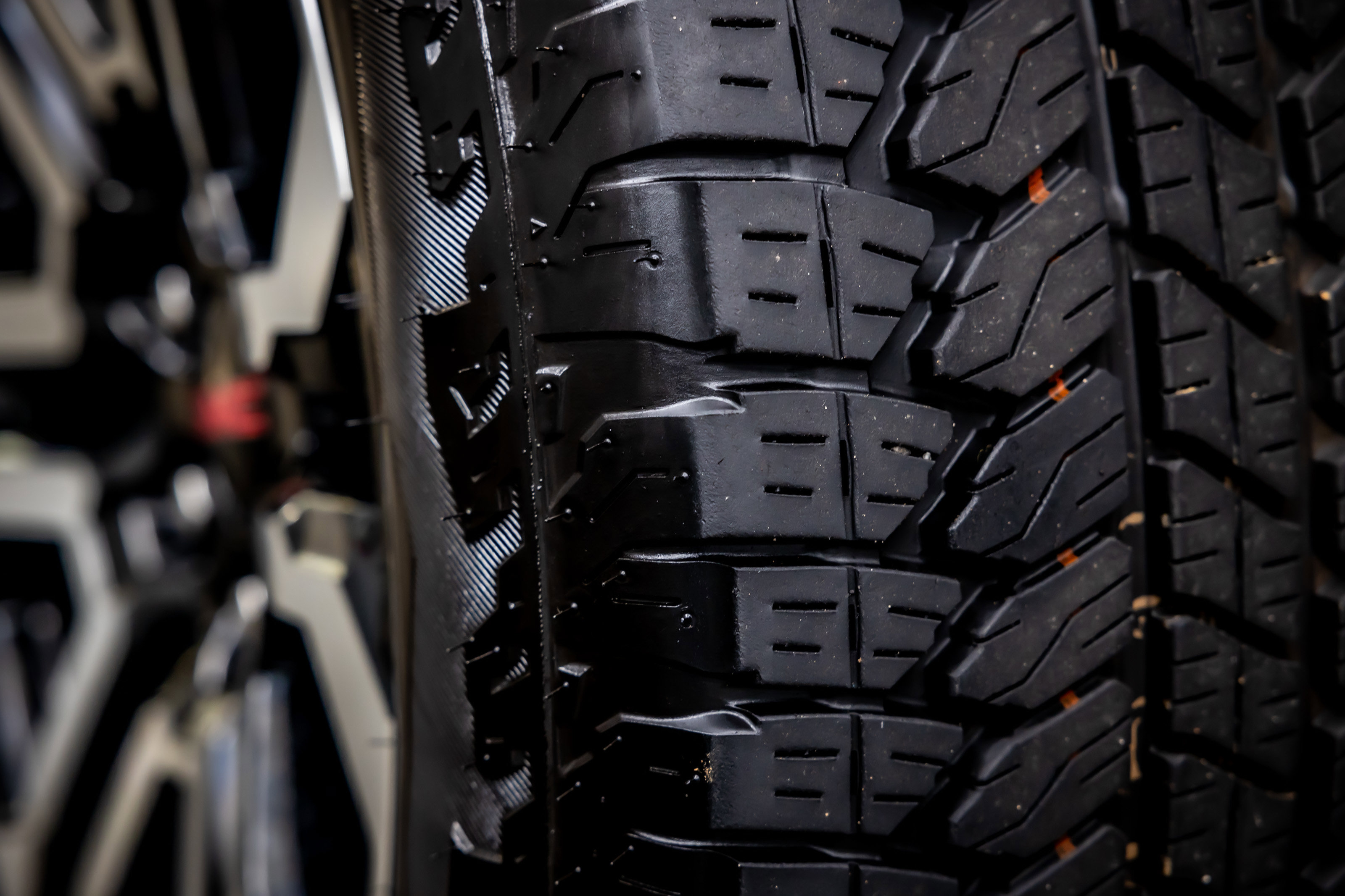 Used 2026 GMC Canyon AT4 w/ Nightfall Essentials Package image 26