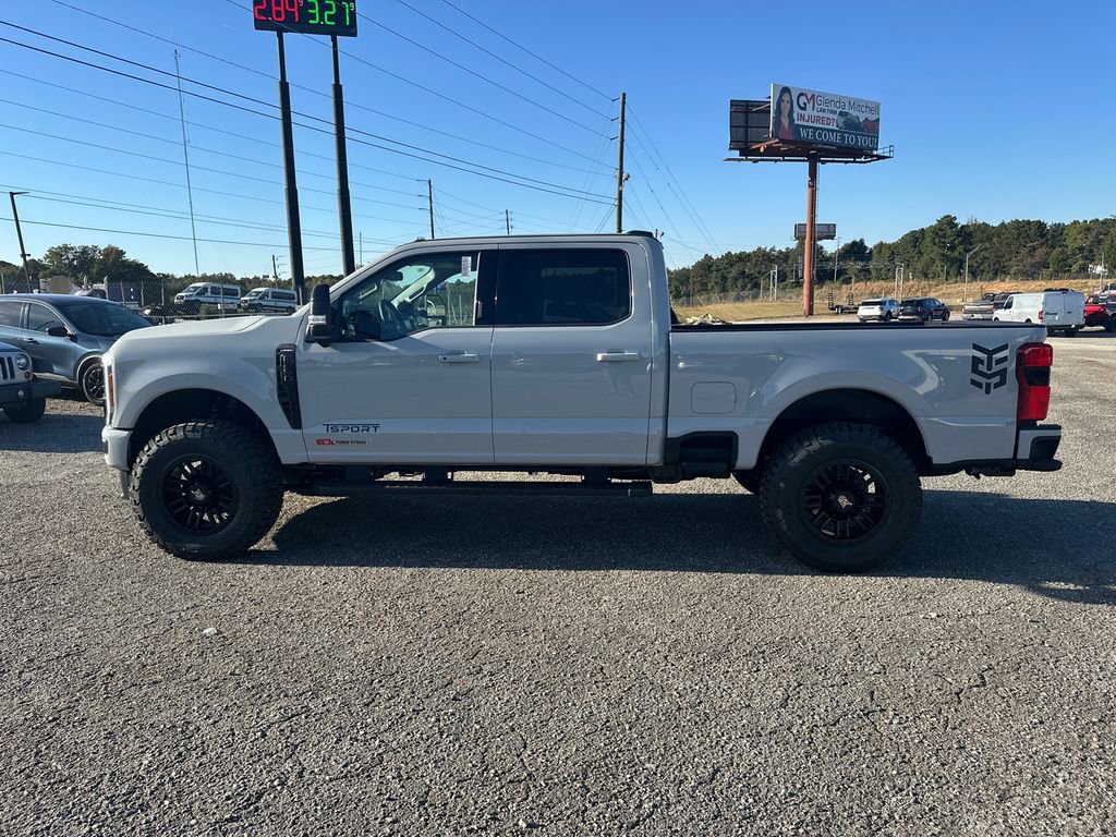 New 2026 Ford F250 Lariat w/ Black Appearance Package image 6