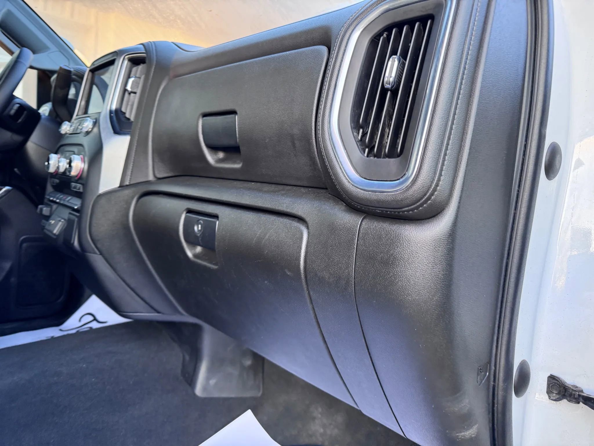 Used 2022 GMC Sierra 2500 SLE w/ SLE Convenience Package image 16