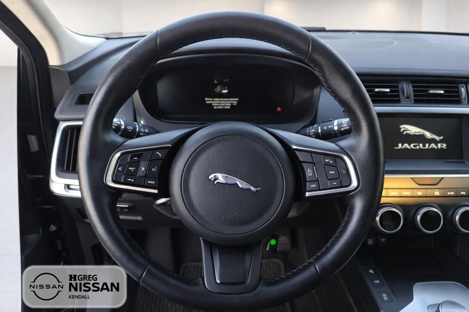 Used 2020 Jaguar E-PACE SE AWD/4WD image 8