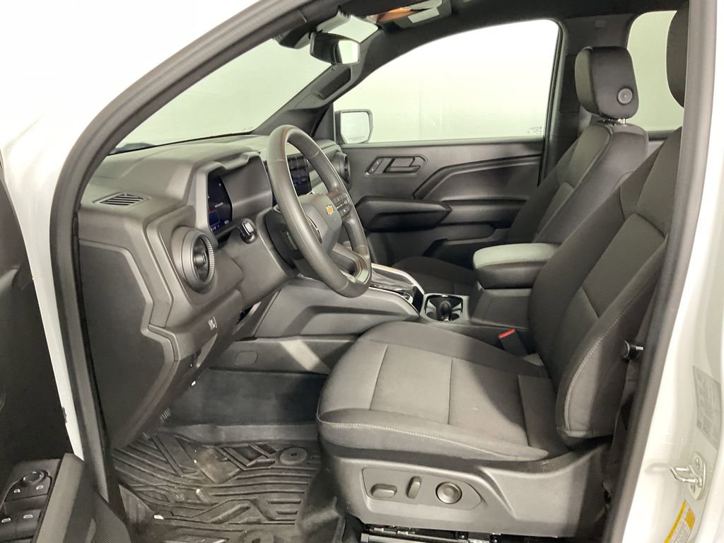 Used 2024 Chevrolet Colorado W/T w/ WT Convenience Package II image 17