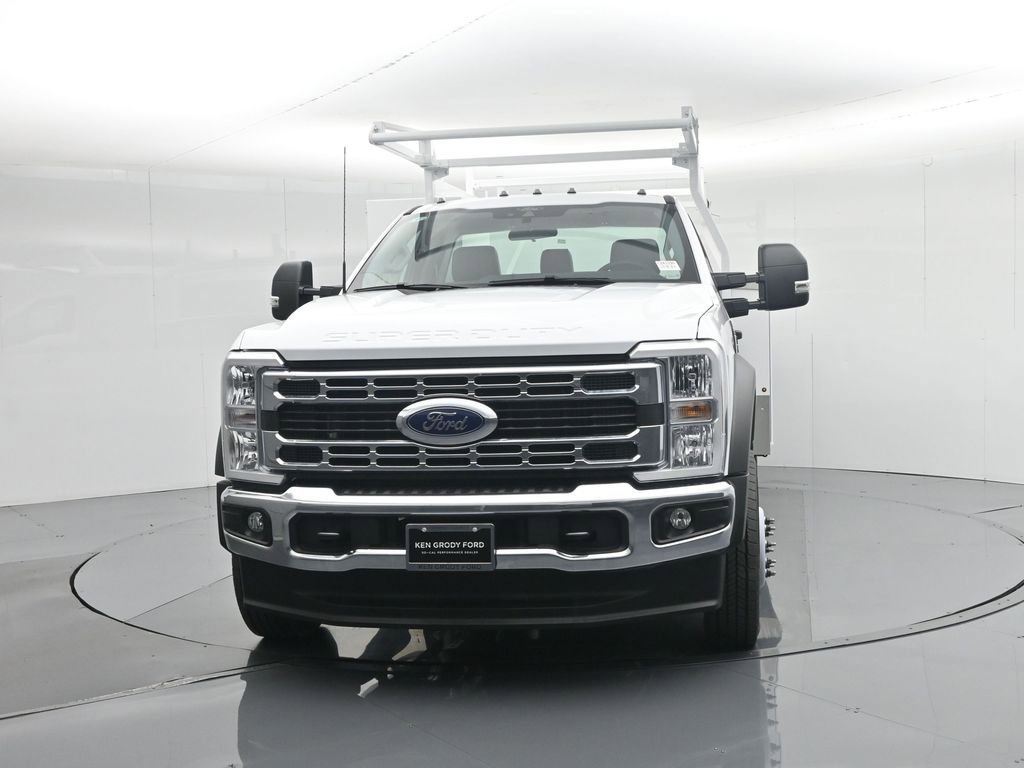 New 2024 Ford F450 XL w/ XL Chrome Package image 58