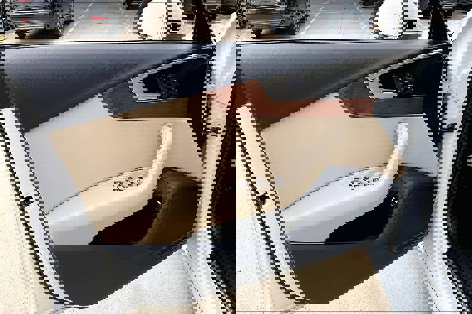 Used 2023 Audi A4 2.0T Premium w/ Convenience Package AWD/4WD image 22