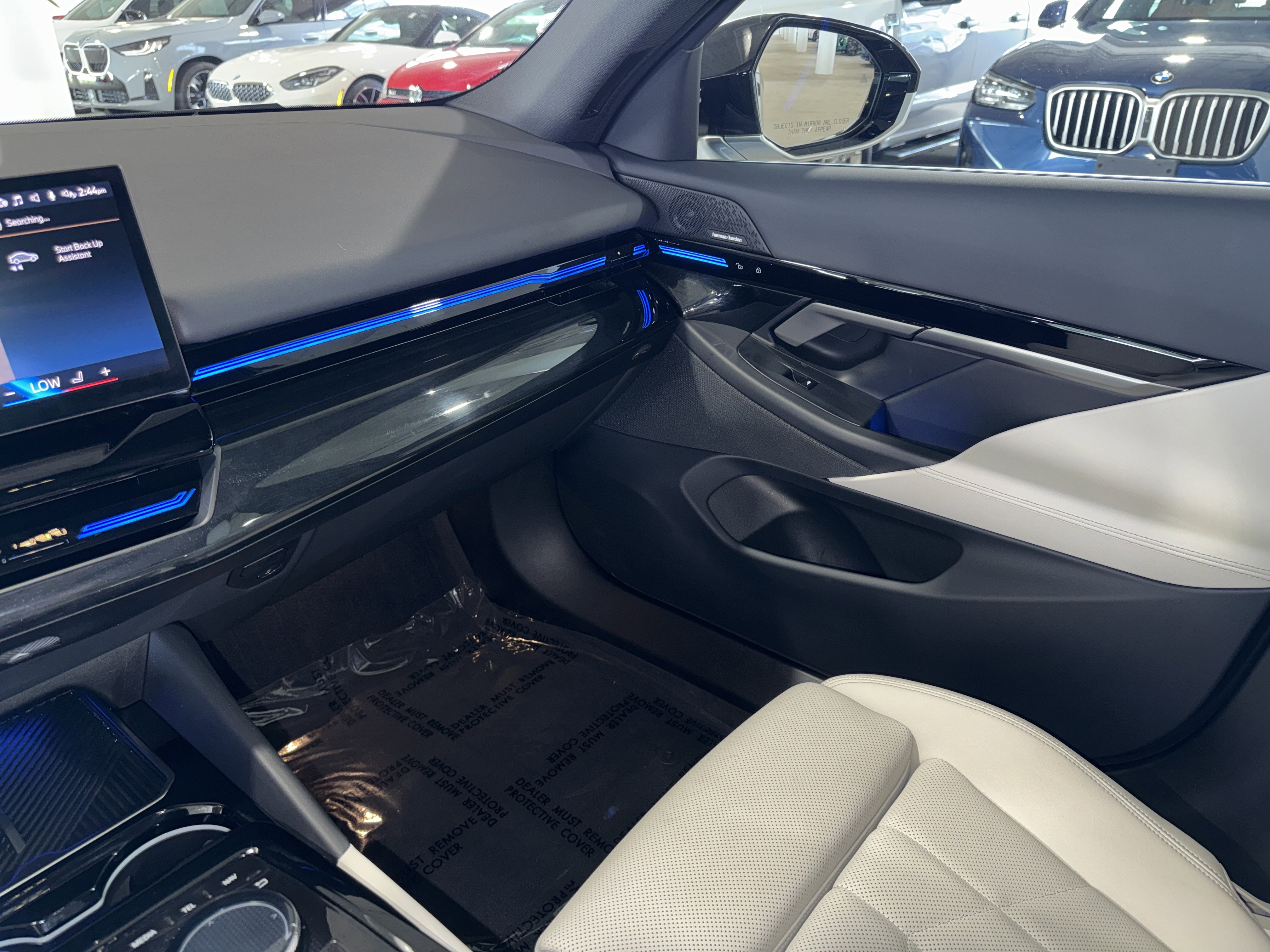 Certified 2025 BMW 530i xDrive w/ Premium Package AWD/4WD image 30