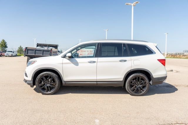 Used 2016 Honda Pilot Touring image 4