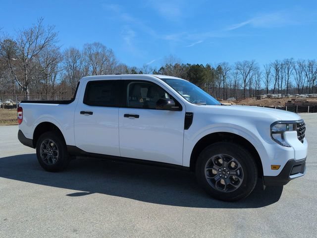 New 2026 Ford Maverick XLT w/ XLT Luxury Package AWD/4WD image 2