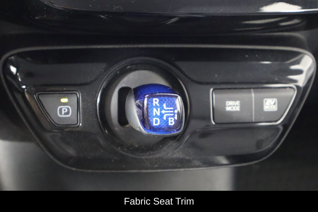 Used 2022 Toyota Prius LE image 10