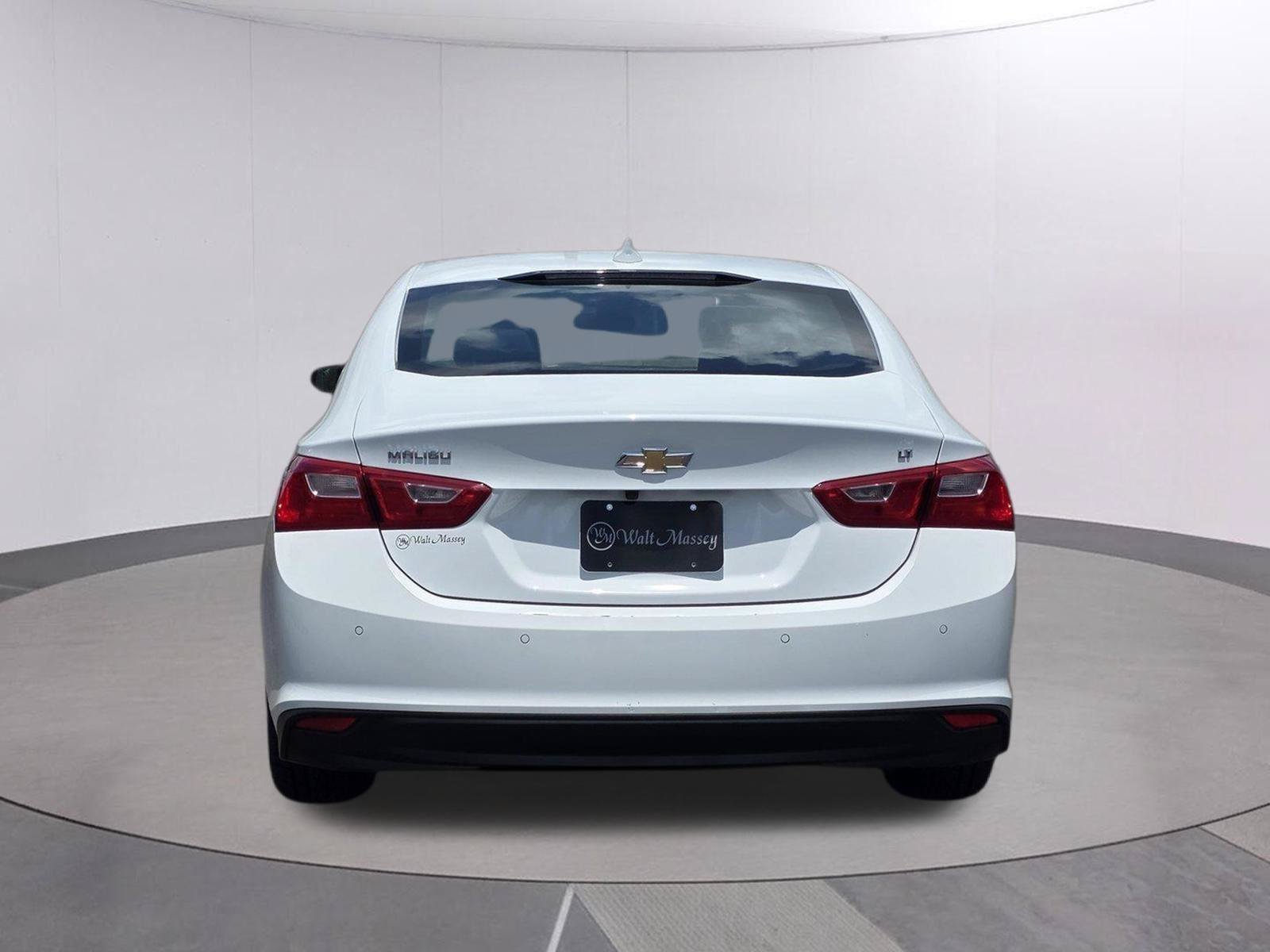 Used 2024 Chevrolet Malibu LT FWD image 4