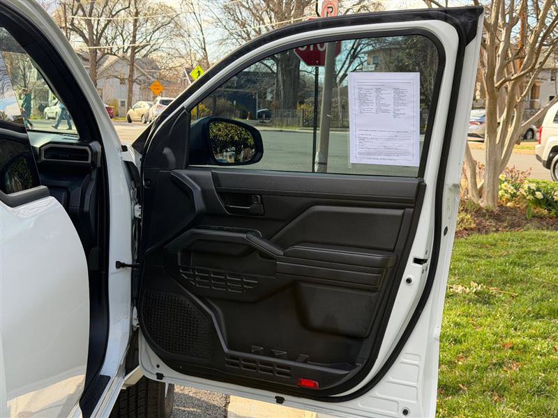 Used 2024 Toyota Tacoma SR image 18