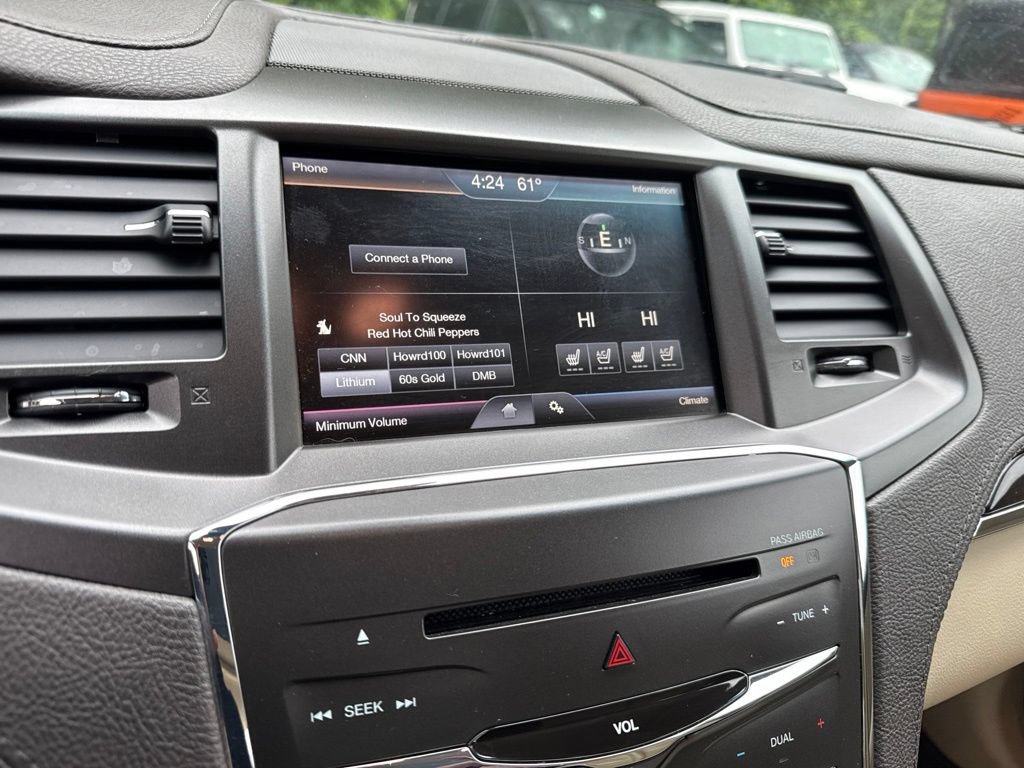 Used 2015 Lincoln MKS AWD image 29