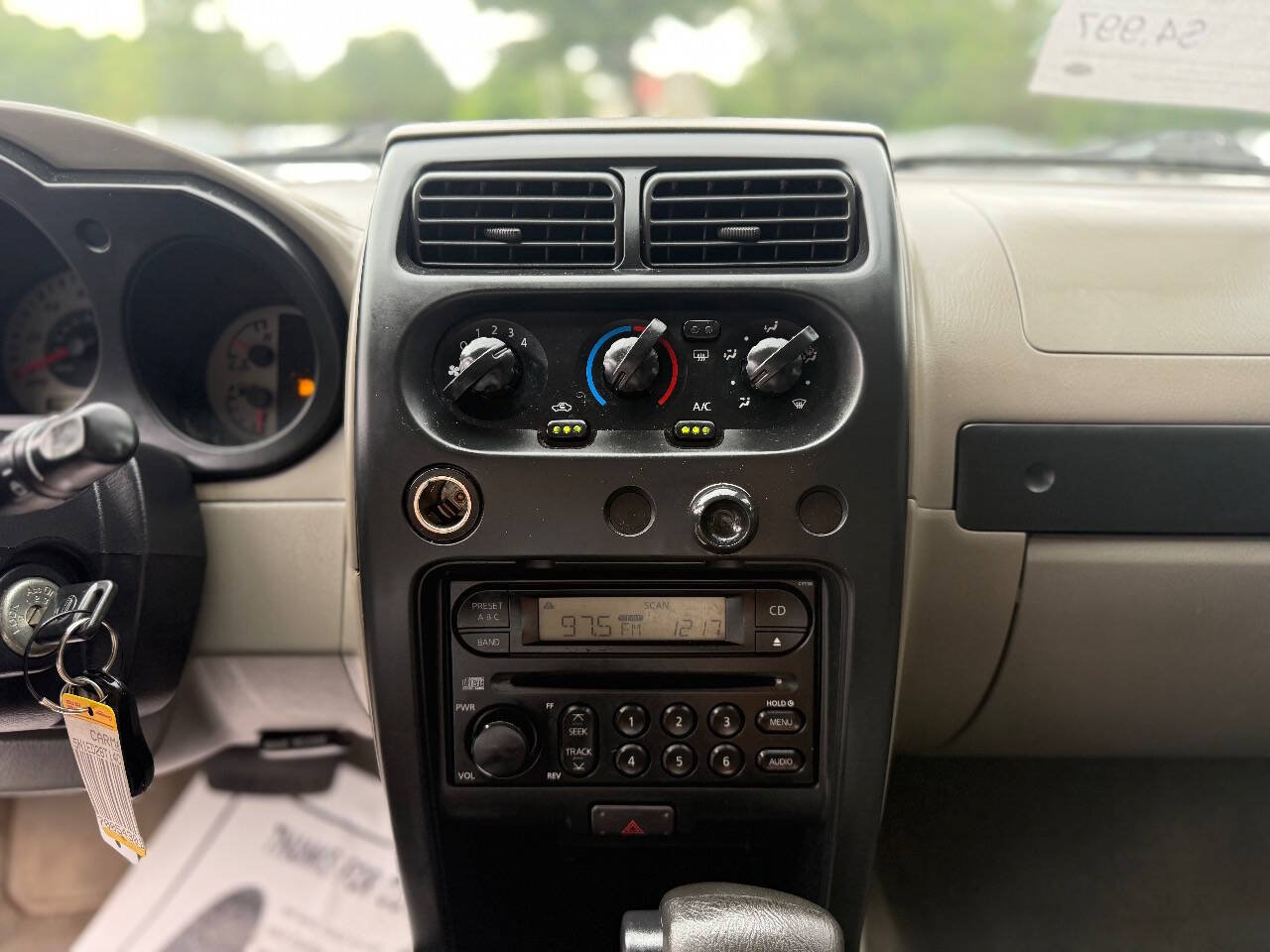 Used 2004 Nissan Xterra XE RWD image 15