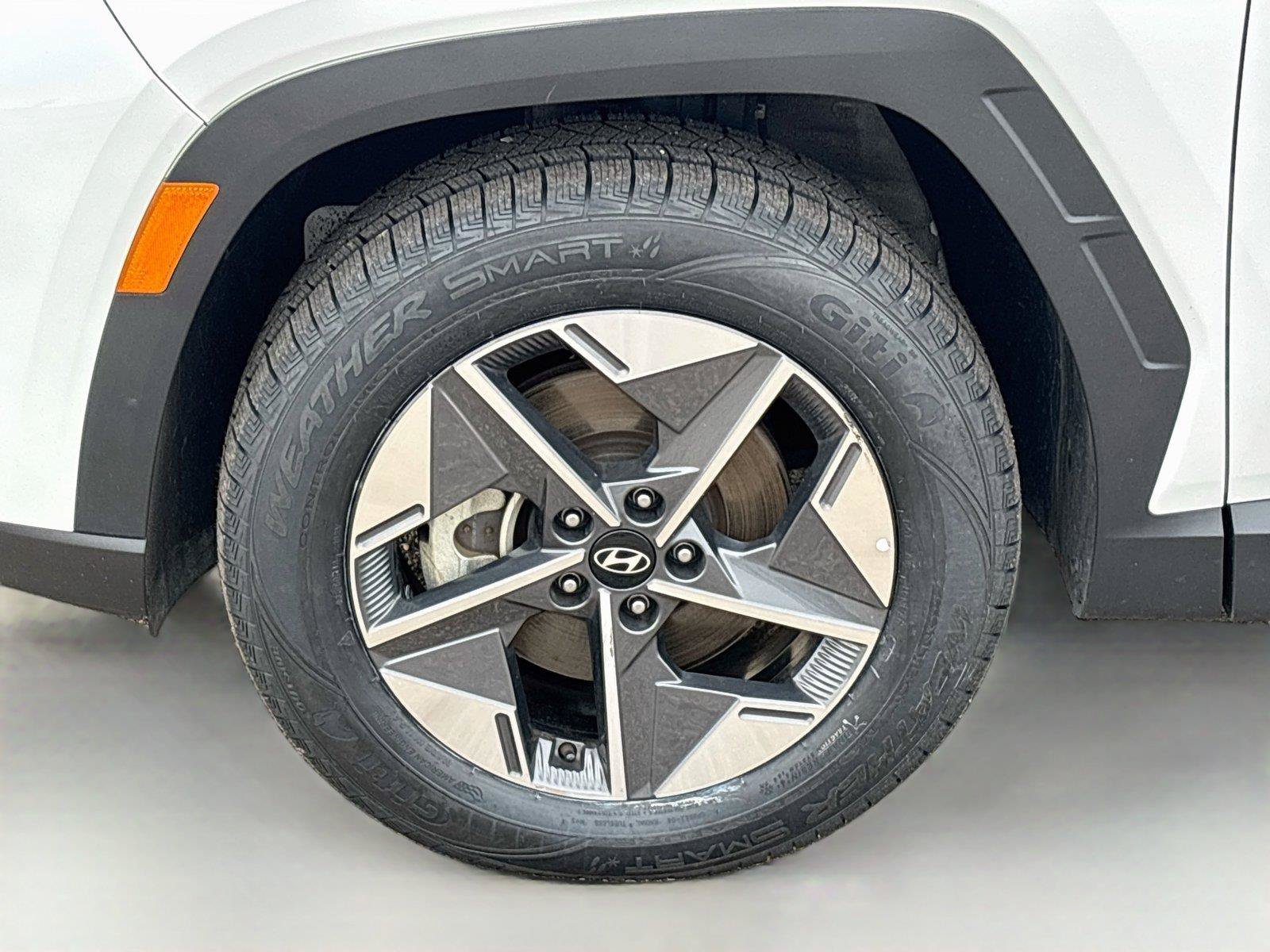 Certified 2025 Hyundai Tucson SEL AWD/4WD image 29