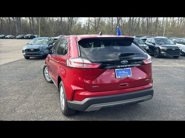 Certified 2023 Ford Edge SEL w/ Convenience Package AWD/4WD image 5