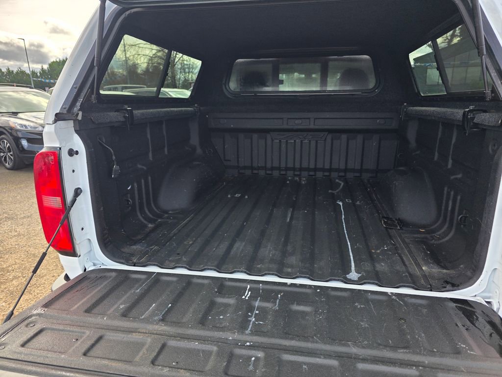 Used 2019 Chevrolet Colorado ZR2 w/ ZR2 Dusk Special Edition image 34