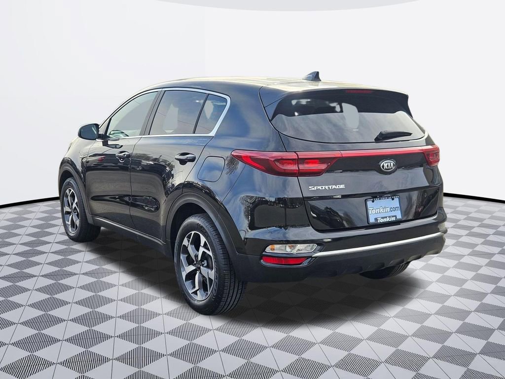 Used 2020 Kia Sportage LX image 4