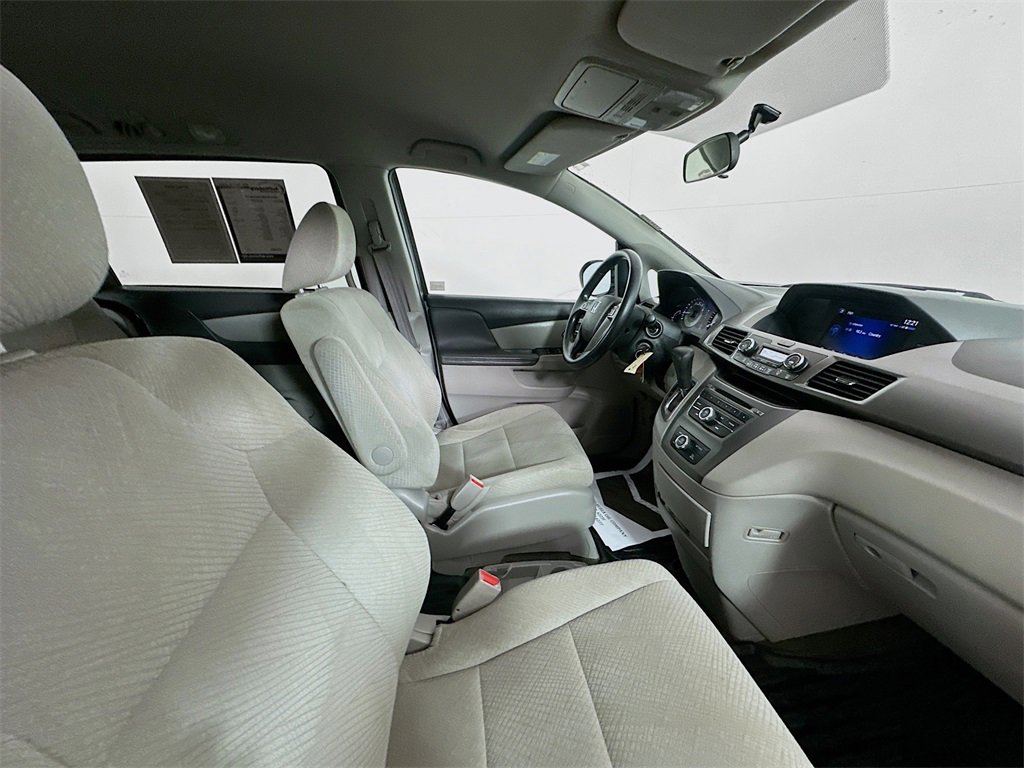 Used 2016 Honda Odyssey LX image 27