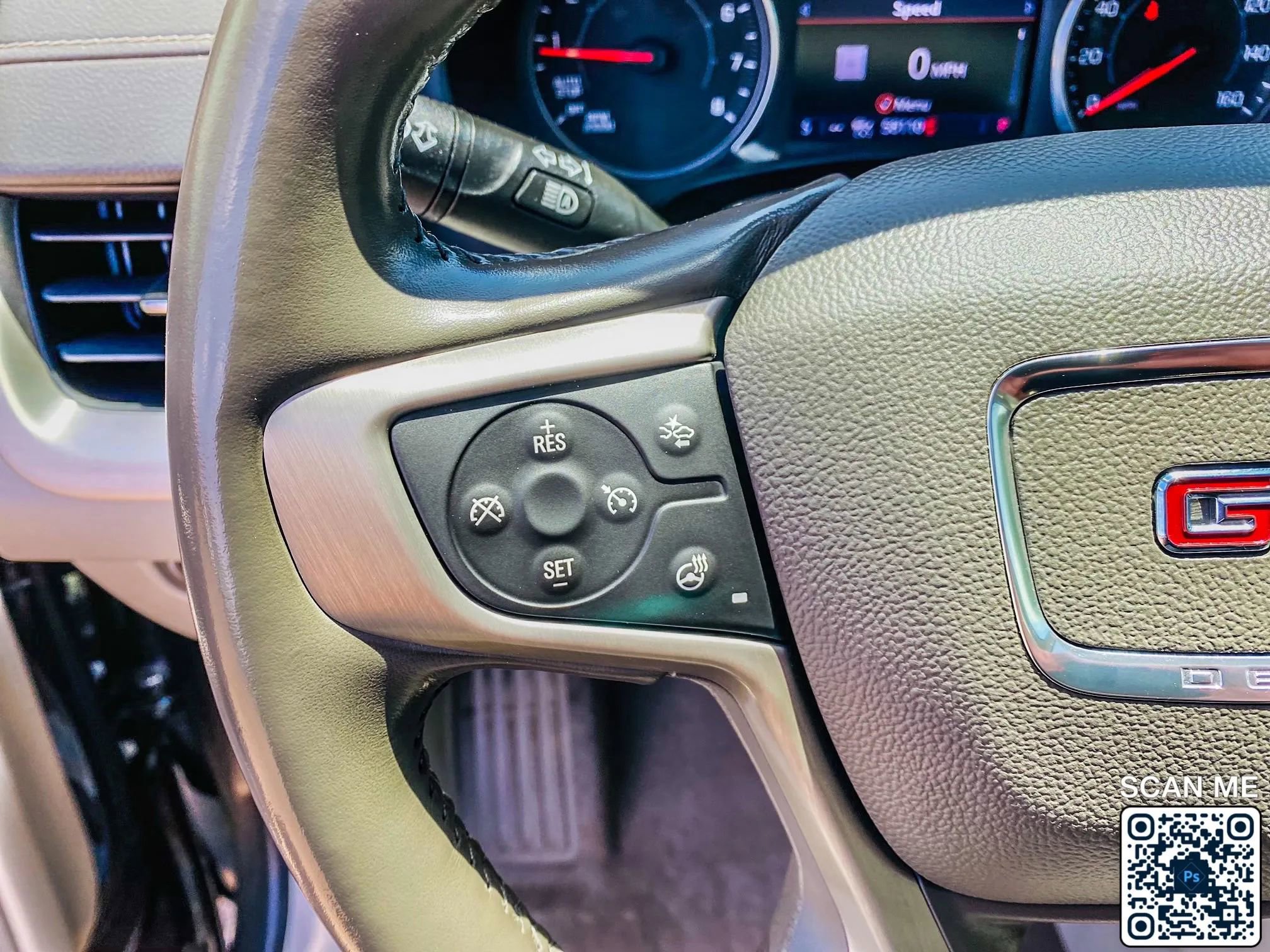 Used 2020 GMC Terrain Denali w/ Denali Premium Package AWD/4WD image 22
