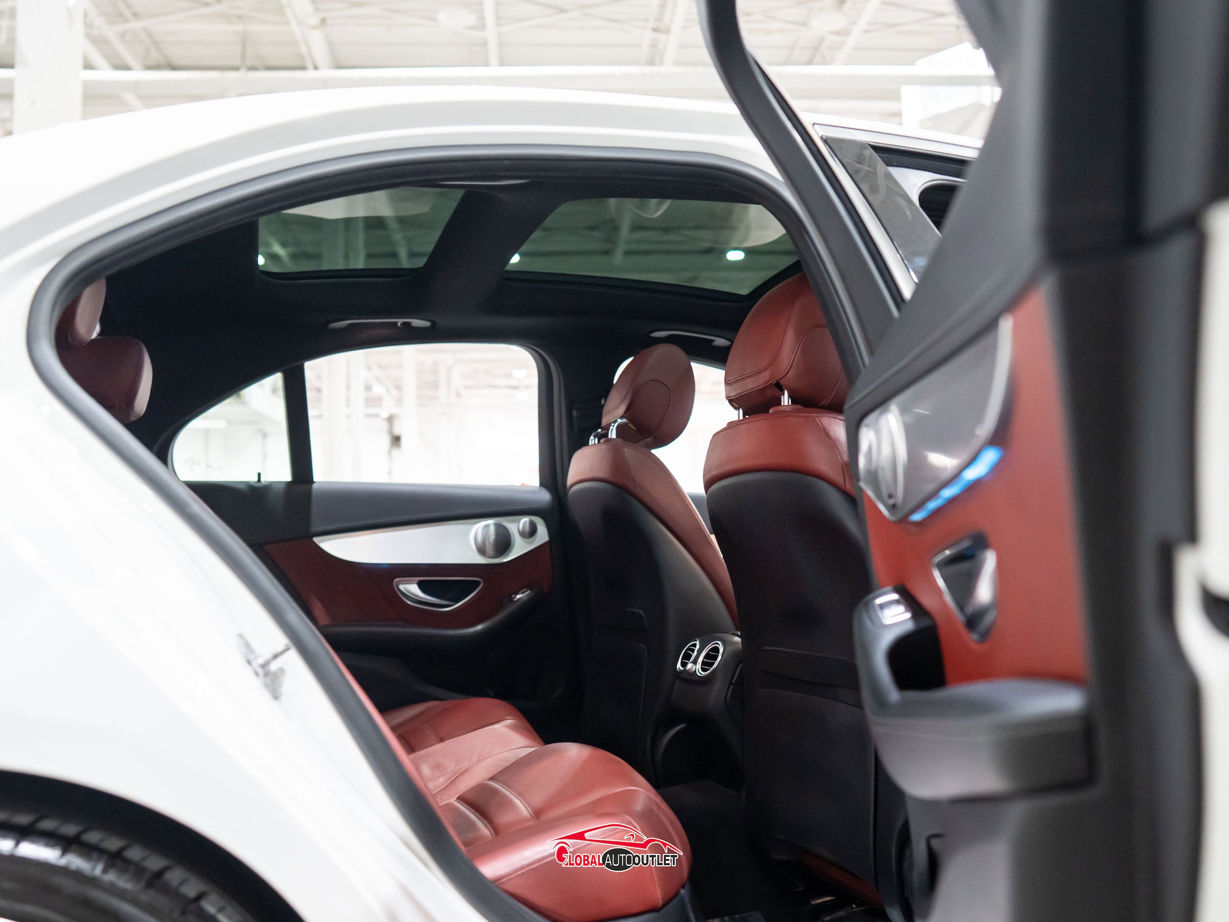 Used 2016 Mercedes-Benz C 300 Sedan image 19