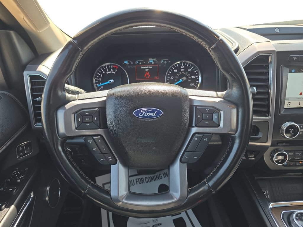 Used 2018 Ford Expedition Platinum AWD/4WD image 13