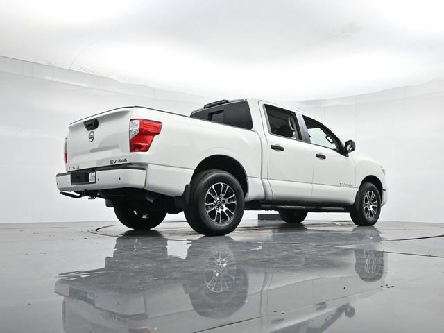 Used 2024 Nissan Titan SV w/ Accessory Utility Package image 31