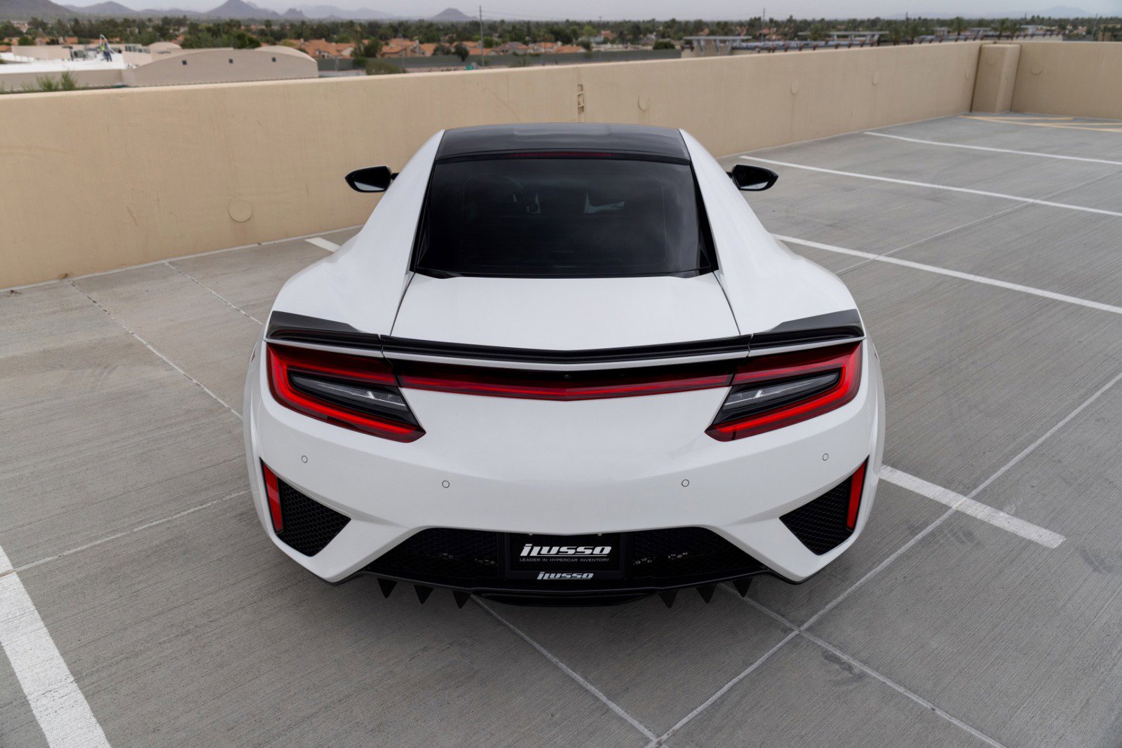 Used 2017 Acura NSX image 21