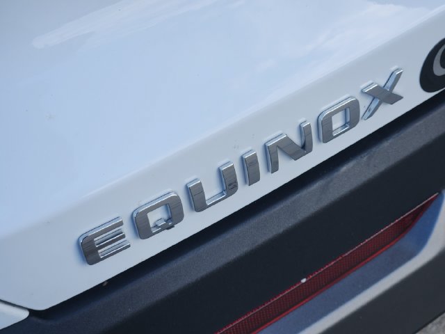 Used 2026 Chevrolet Equinox LT FWD image 9