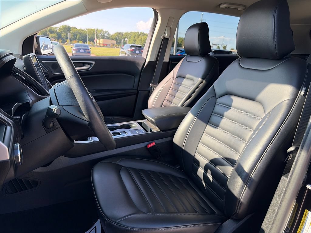 Used 2024 Ford Edge SEL w/ Convenience Package AWD/4WD image 16