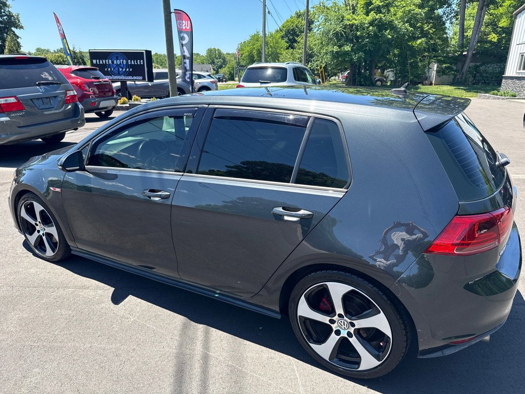 Used 2015 Volkswagen Golf 4-Door FWD image 1