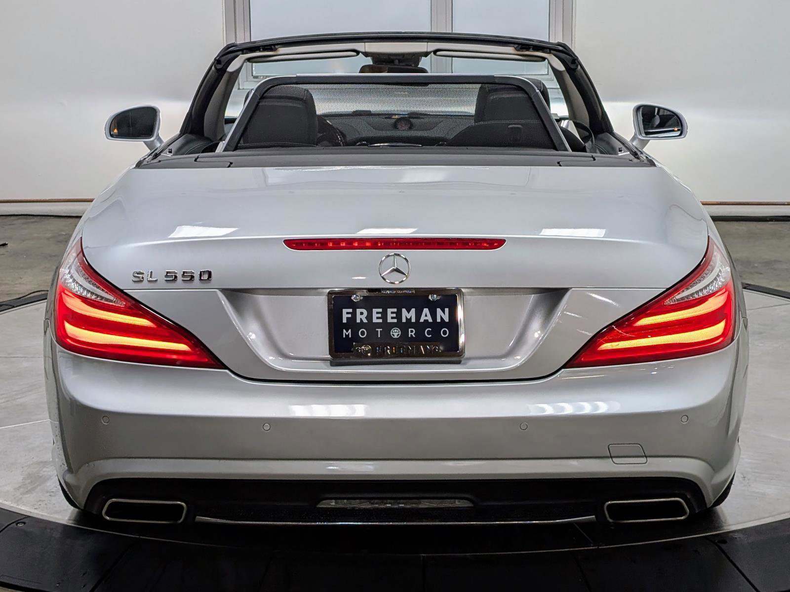 Used 2013 Mercedes-Benz SL 550 w/ Premium Pkg image 7