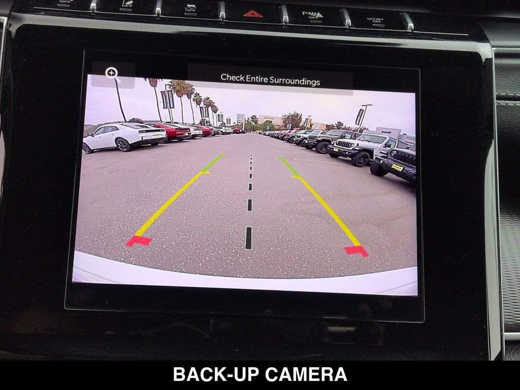 Used 2025 Jeep Grand Cherokee Laredo X AWD/4WD image 22