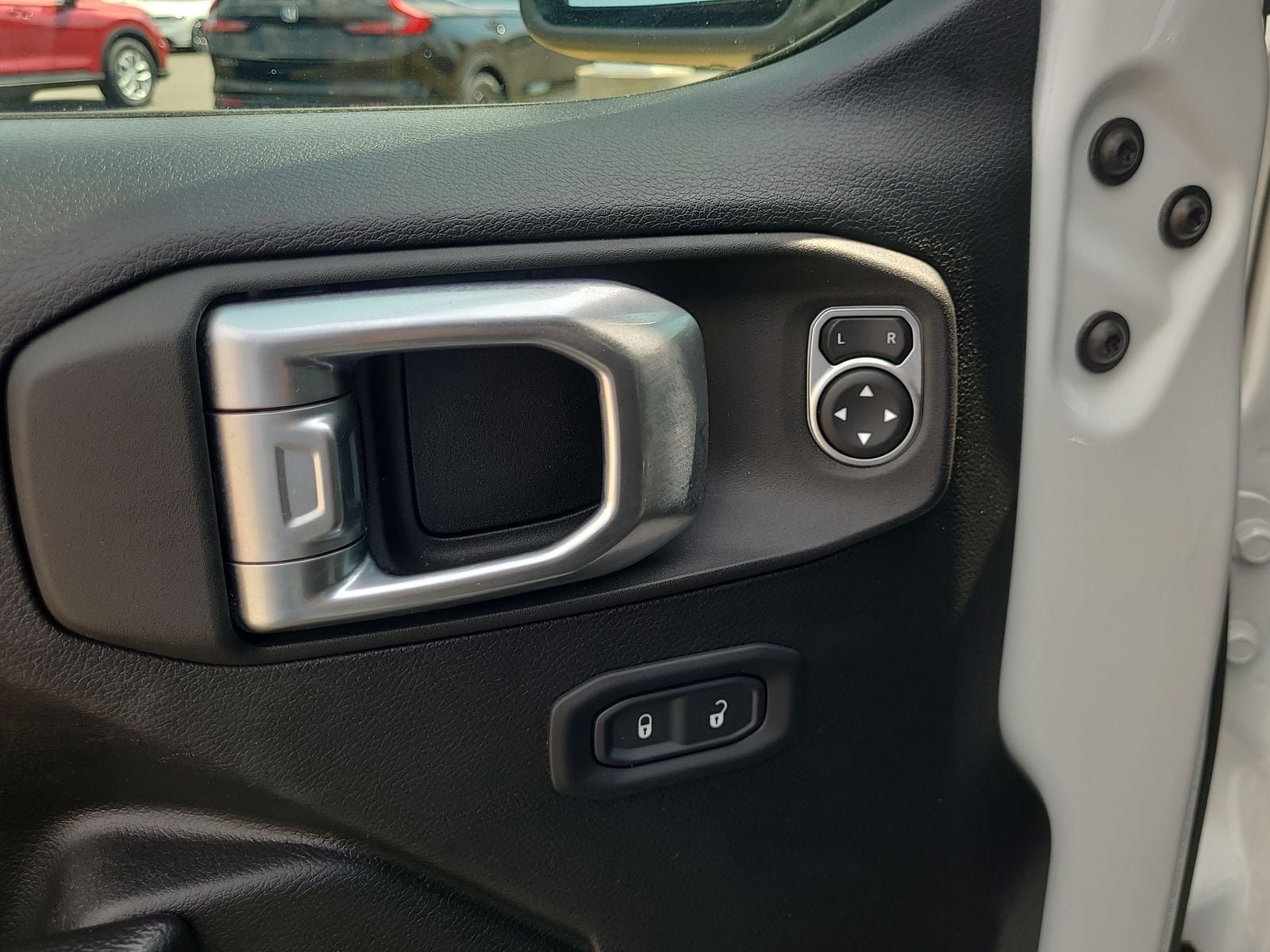 Used 2022 Jeep Wrangler Unlimited Rubicon AWD/4WD image 21