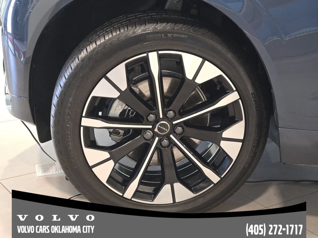 Certified 2026 Volvo XC60 B5 Plus w/ Protection Package Premier AWD/4WD image 11