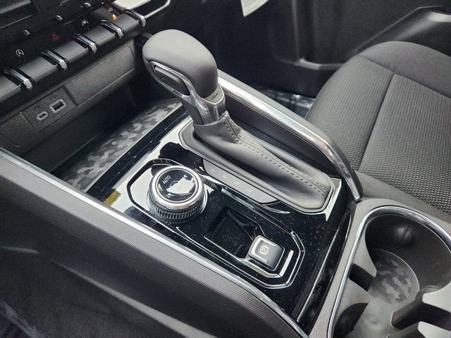 New 2026 GMC Canyon Elevation w/ Convenience Package image 13