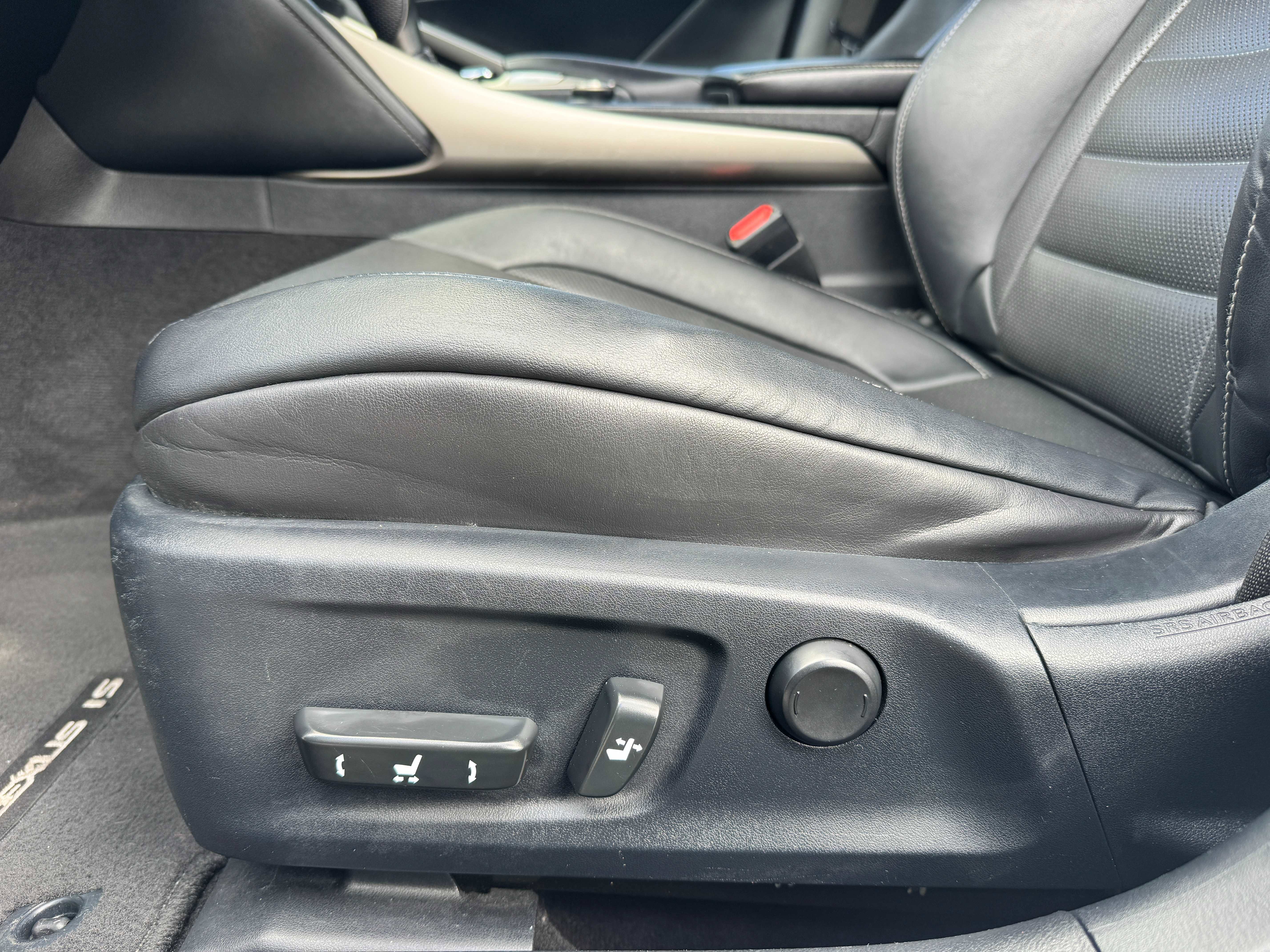 Used 2017 Lexus IS 200t F Sport w/ F Sport Package RWD image 15