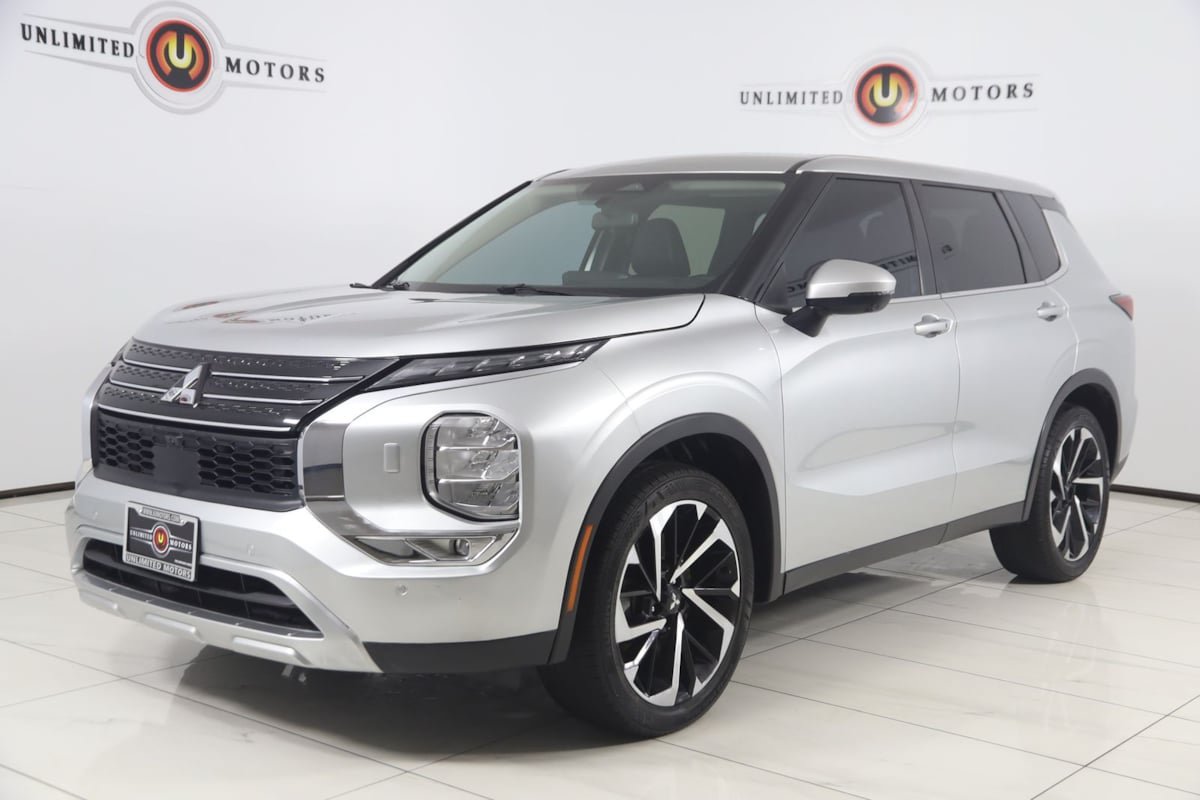 Used 2024 Mitsubishi Outlander SE AWD/4WD image 5