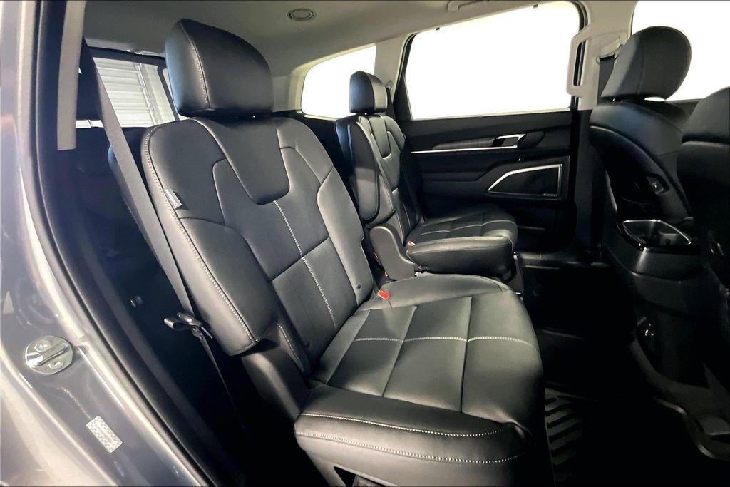 New 2025 Kia Telluride EX image 17