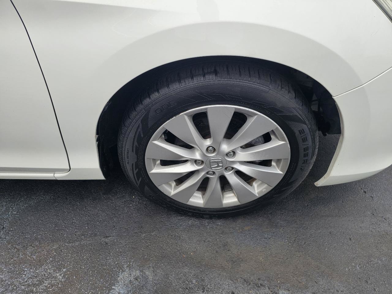 Used 2015 Honda Accord EX-L image 14