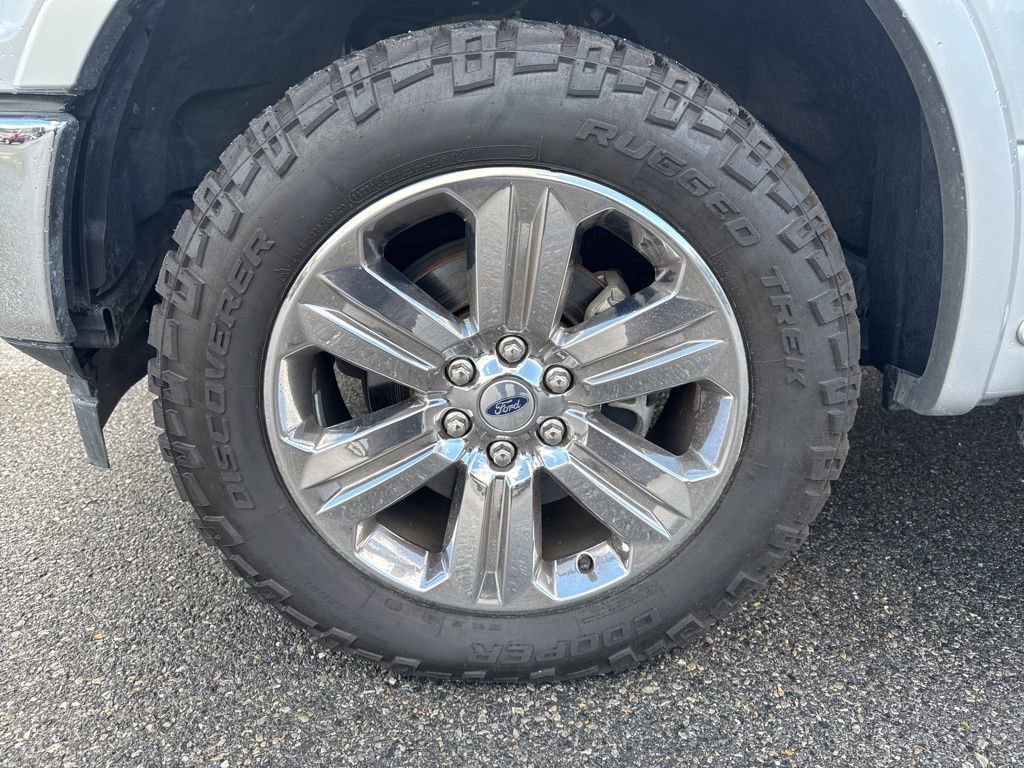 Used 2019 Ford F150 Lariat w/ Equipment Group 502A Luxury image 14