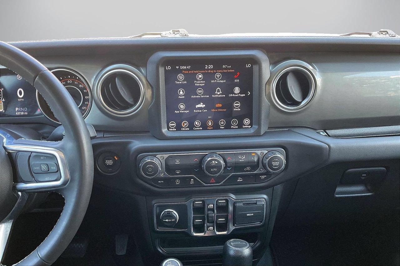 Used 2023 Jeep Gladiator Overland AWD/4WD image 12