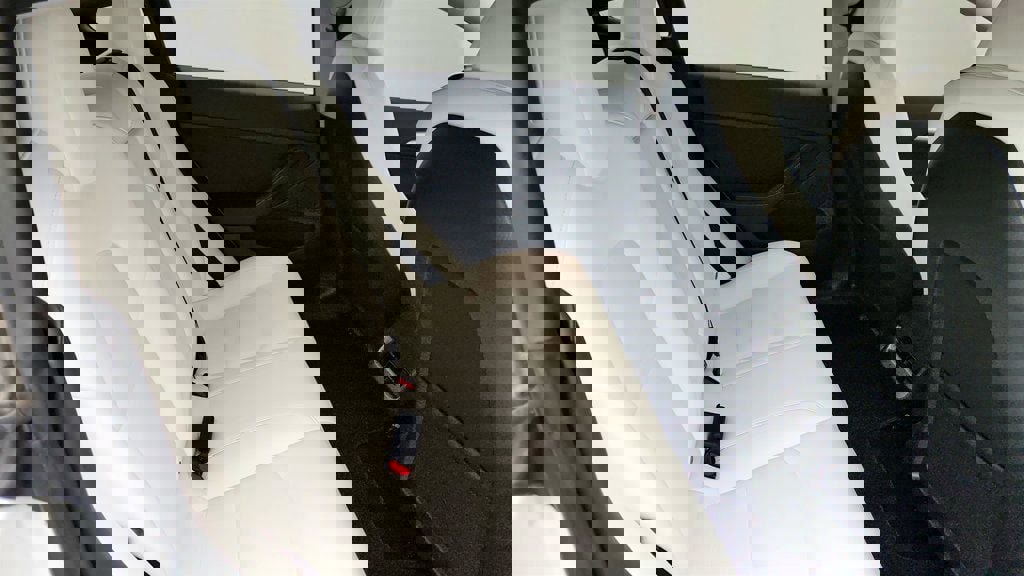 Used 2022 Tesla Model 3 Performance image 26