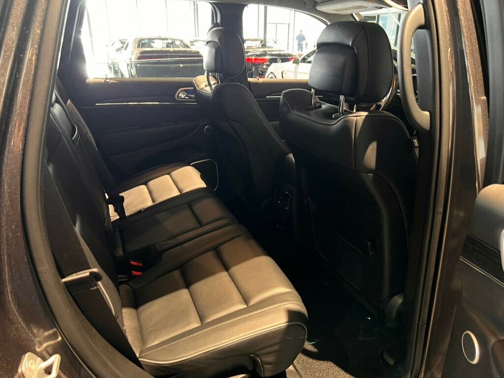 Used 2021 Jeep Grand Cherokee Summit w/ Platinum Series Group image 28