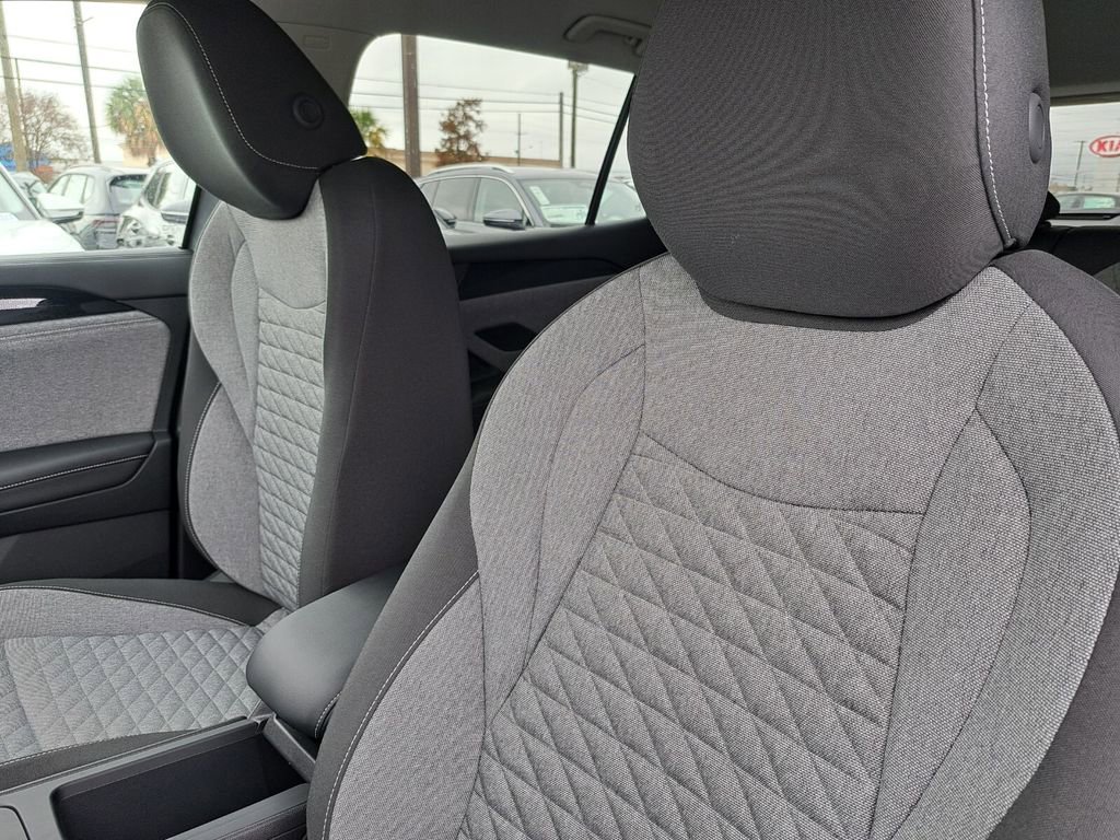 New 2026 Volkswagen Tiguan S image 18